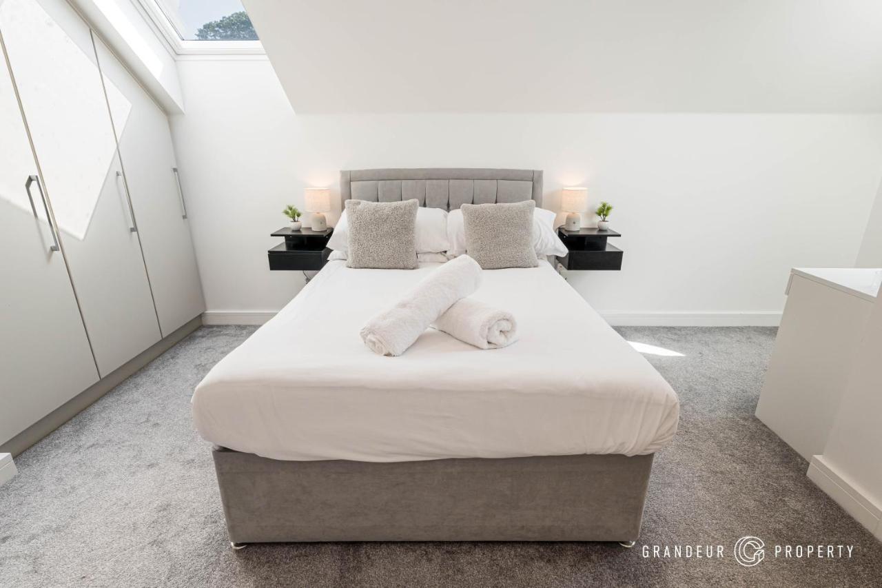 Carbery Ridge By Grandeur Appartamento