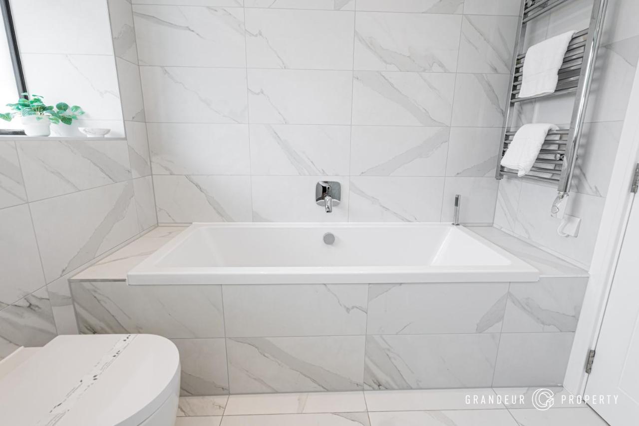 Carbery Ridge By Grandeur Apartamento *